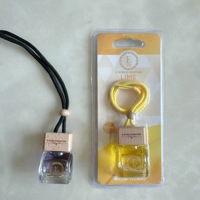 Nouveau diffuseur de parfum de voiture de luxe en plastique solide pour pare-brise, aux senteurs Myrrhe, Tonka, VELVET ROSE, OUD, Encens, Cèdre, à évaporation naturelle durable, OEM