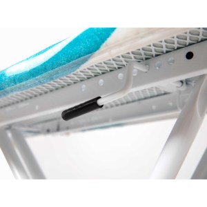 Tabla de Planchar Profesional MILENYUM con Altura Ajustable, Malla de Seguridad, Funda de Algodón, Plegable, de Plástico y Tela, para Viajes y Uso en Armarios - Product Image 3