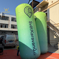 Colonne gonflable publicitaire personnalisée en forme de bouteille pour entreprise de location, avec logo imprimé