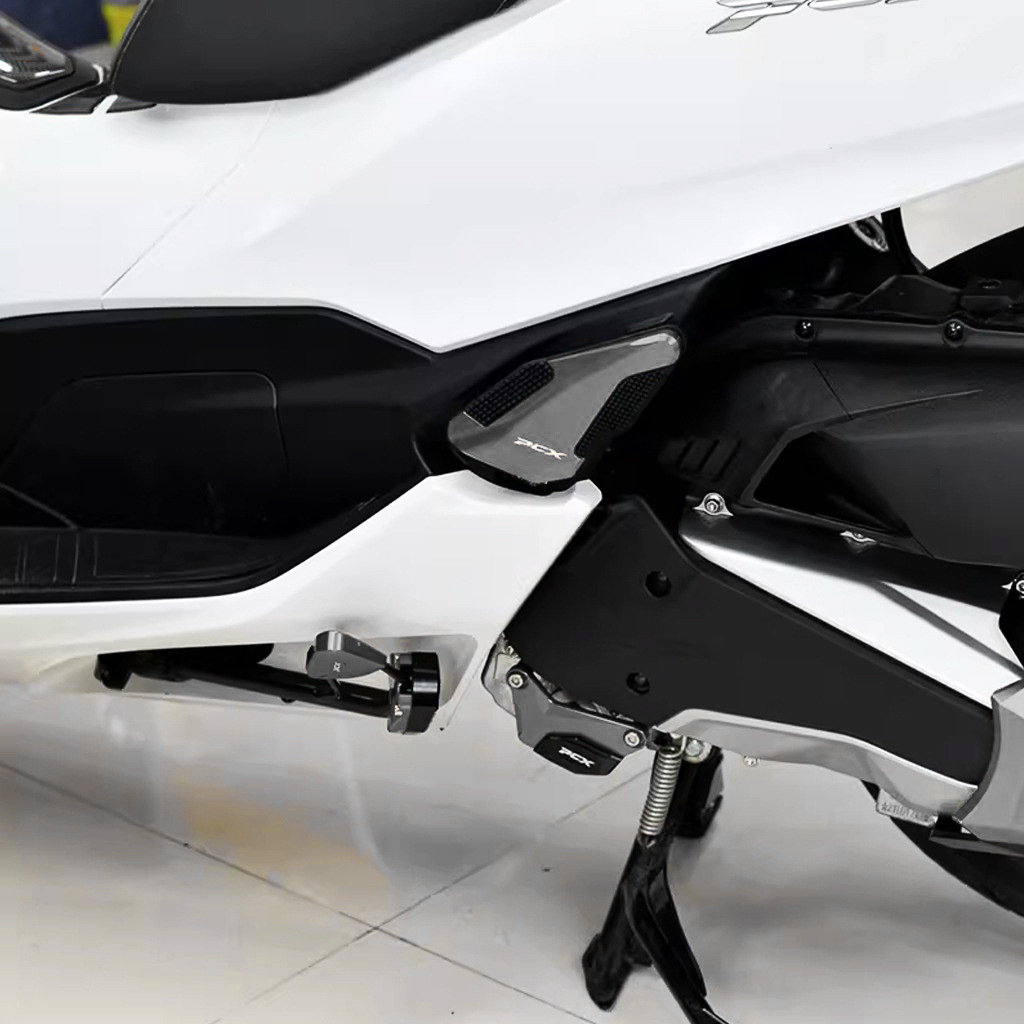 Motorcycle Footrest for Honda PCX 160/125 - High Quality