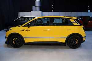 AION UT 2025 420 Smart Nobel Edition: Электрифицируйте свои поездки на каждый день. Новая линейка электромобилей в наличии. Новые и подержанные авто. Горячая распродажа. - Product Image 3