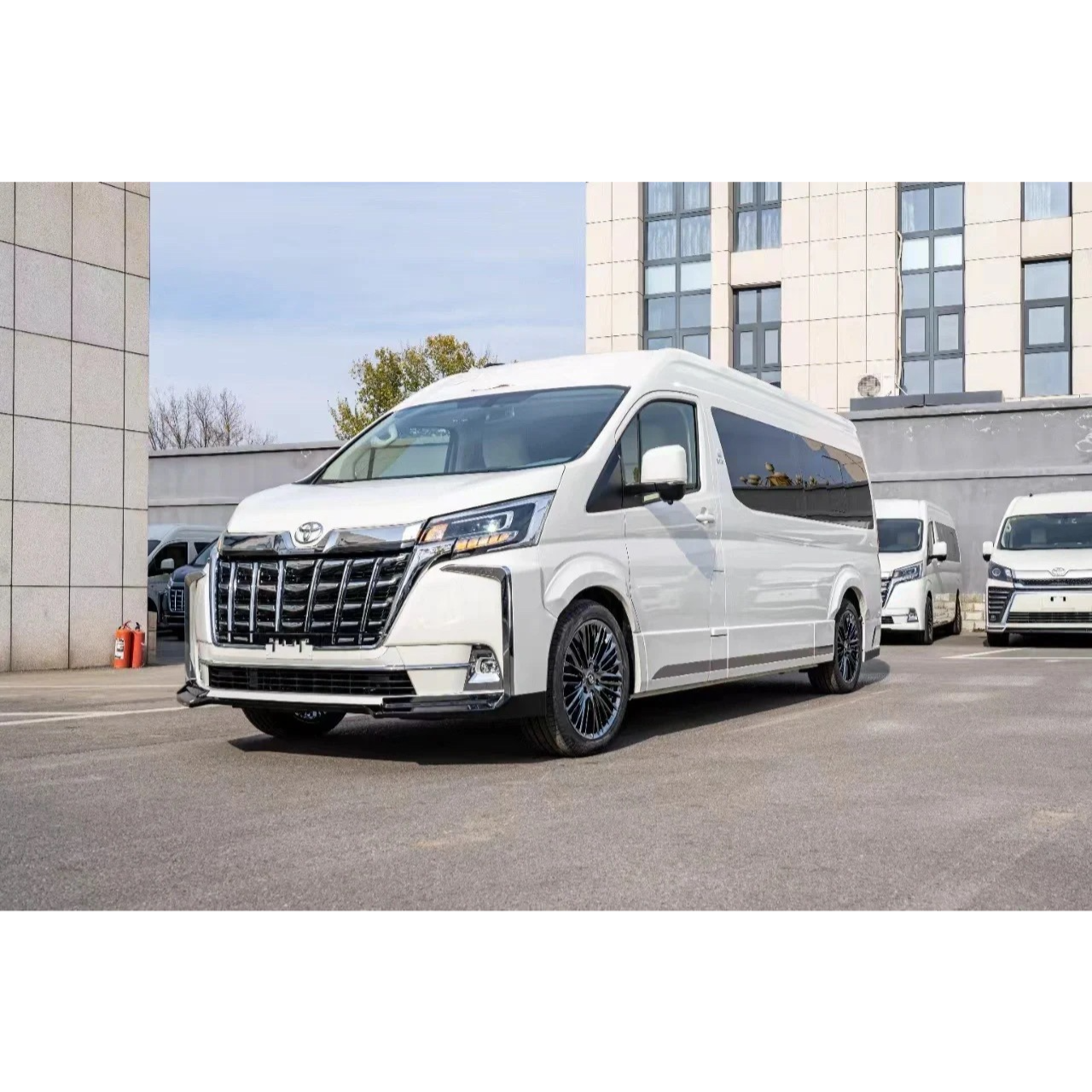 Noktalar mal kullanılan Toyota Hiace 2023 9 Seaters Toyota Hiace dizel En fırsat Hiaces Toyotas satılık