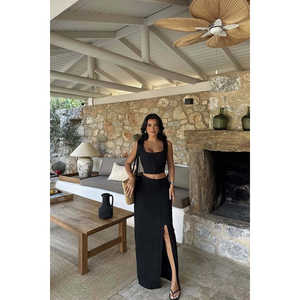 ชุดเสื้อกั๊กสีดำสำหรับผู้หญิง - Product Image 2