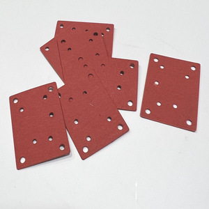 Feuille d'isolation en mica rouge à 9 trous traversants pour applications à haute température - Product Image 4