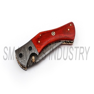 Pakka-navaja plegable de Damasco con mango de madera, hecha a mano, con funda de cuero (smk1226) - Product Image 6