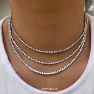 Chaîne de tennis 2MM |   Collier et bracelet tennis en acier inoxydable plaqué or 18K PVD avec zirconiums cubiques |   Imperméable, hypoallergénique et résistant au ternissement - Product Image 1