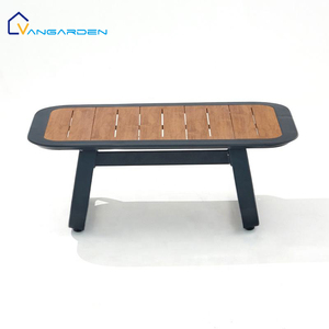 Ensemble <span class=keywords><strong>de</strong></span> mobilier <span class=keywords><strong>de</strong></span> <span class=keywords><strong>jardin</strong></span> contemporain et moderne pour terrasse, avec structure <span class=keywords><strong>en</strong></span> <span class=keywords><strong>aluminium</strong></span>, résistant à l'eau et dossier <span class=keywords><strong>en</strong></span> bois composite écologique - Product Image 4