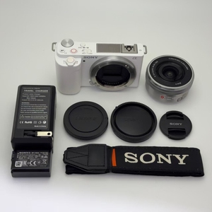 Cámara DSLR <span class=keywords><strong>Sony</strong></span> <span class=keywords><strong>ZV</strong></span>-E10 para Vlog, Lente de 16-50 mm, 24.2MP, Video 4K, AF Híbrido Rápido, Pantalla LCD Variángulo, Grado <span class=keywords><strong>A</strong></span>+, Venta al Por Mayor - Product Image 6