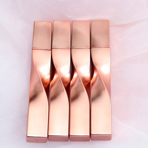 Mascara végétalien en fibre 4D de haute qualité de marque privée imperméable longue durée rehausseur de <span class=keywords><strong>cils</strong></span> croissance épaisse crème liquide de curling - Product Image 1