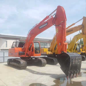 Escavatore Usato Coreano DX225LC-5, Peso Operativo 22 Tonnellate, Capacità Benna 1.05m, Potenza 124KW, Anno Modello 2018 - Product Image 1