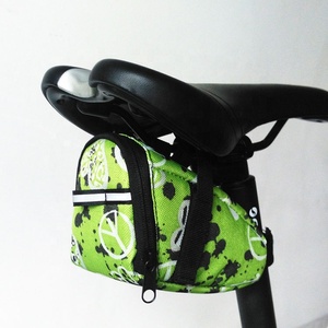 Sac de selle arrière de vélo MAXFORD Sac de siège de queue de vélo Design coloré Portable réfléchissant EVA sac de vélo de vélo - Product Image 4