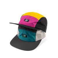 Casquette de camp à trous perforés en nylon tissé personnalisé, chapeau de course sportif léger à 5 panneaux, casquette en nylon à coutures multicolores