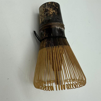En stock : Fouet à matcha en bambou violet fait main à 120 dents, accessoires écologiques pour le matcha exportés au Japon - Fouets à matcha en bambou Chasen