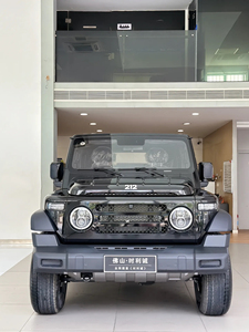 SUV 4x4 chinois BAW 212, moteur essence turbo, véhicule tout-terrain robuste pour le désert, les montagnes, les safaris, le marché d'exportation - Product Image 5
