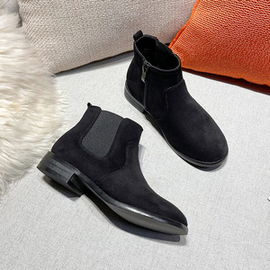 Stivali alla Caviglia alla Moda 2023 per Bambine, <span class=keywords><strong>Tacco</strong></span> <span class=keywords><strong>Basso</strong></span>, in Camoscio con Motivo a Quadri, Chiusura con Zip, Leggeri, per Autunno/Inverno - Product Image 1