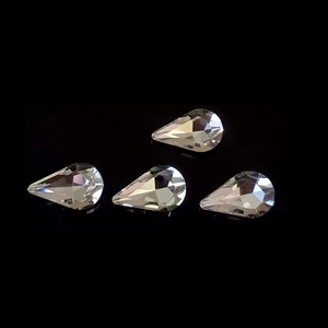 9x18MM Navettes/<span class=keywords><strong>Marquise</strong></span> Facettes Coupe Plaqué Base Blanc Verre Clair Cristal Gemme Usine En Gros - Product Image 4