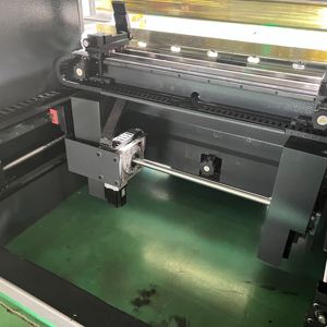 Presse plieuse CNC automatique entièrement électrique à grande vitesse LINCOLN <span class=keywords><strong>MKE</strong></span> Série 12T <span class=keywords><strong>600</strong></span> mm pour la fabrication de tôles d'aluminium - Product Image 5