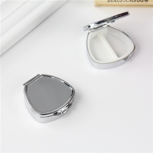 Scatola di pillole di metallo d'argento portatile a forma di cuore quadrato rotondo con specchio per ufficio viaggi regalo di plastica scatola di medicina - Product Image 4