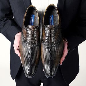 Dernier modèle de chaussures en cuir de vachette pleine fleur, à bout pointu, brillantes, élégantes, pour affaires et mariages - Product Image 3