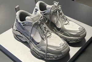 High-quality women's thick-soled fashionable designer casual walking <b>shoes</b>, men's sports breathable mesh running <b>shoes</b> - Product Image 2