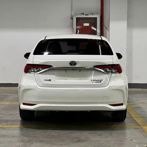 Toyota Corolla Berline Essence Automatique 5 Places avec Caméra Arrière, Modèle d'Exportation, Année 2021-2022, Véhicule d'Occasion, Faible Kilométrage - Product Image 4