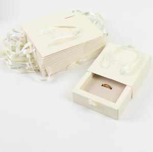 Mojiu Custom logo Printed 350gsm Paper Cardboard Rings Jewelry <b>Gift</b> <b>Boxes</b> - Product Image 1