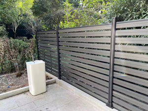 Panneau <span class=keywords><strong>de</strong></span> clôture wpc extérieur, panneaux <span class=keywords><strong>de</strong></span> clôture wpc, clôture composite wpc - Product Image 3