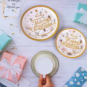 Juego de Vajilla Desechable de Papel FSC para 8 Personas, Diseño Navideño Completo y Bonito, Incluye Platos de Papel de 7/9 Pulgadas, Vasos y Servilletas - Product Image 6