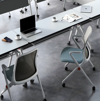OEM/ODM Modern katlanır ofis konferans sandalye toplantı odası veya okul kullanımı için istifleme özelliği ile yastıklı eğitim sandalye