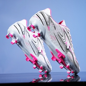 Nouvelles Chaussures de Football Anti-Dérapantes d'Entraînement Extérieur pour Hommes 2025 – Chaussures de Sport à Crampons Longs de Haute Qualité pour Hommes et Enfants, Chaussures Décontractées à la Mode - Product Image 3