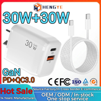 Oplaadadapters Groothandel 30W Gan Snellader Au vierkante Reisaanpasser Universele Australische Gecertificeerde Draagbare Telefoonlader