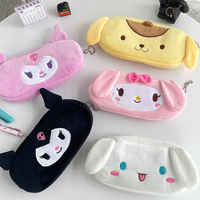 Lot de trousses à crayons en peluche mignonnes en gros, étuis à crayons en tissu à motif animal de dessin animé pour étudiants, école, bureau, logo personnalisé