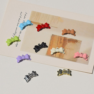 Breloques nœud papillon en alliage de zinc, petits pendentifs exquis pour la fabrication de bijoux DIY, accessoires de mode unisexes - Product Image 1