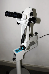 Système de colposcopie vidéo ergonomique et dernière génération dégagé CE 4 27x avec 20x oculaires colposcope optique à vendre - Product Image 2