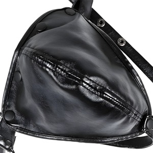 Sous-vêtements en cuir pour hommes avec poche et sangle bandoulière, conçus pour un usage érotique - Product Image 4