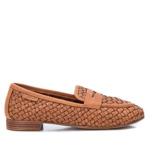 Mocassini da donna in pelle intrecciata color tan, modello Carmela, senza lacci. - Product Image 1