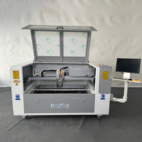 Machine de découpe laser à fibres mixtes 1300*900mm avec mise au point automatique pour tôles métalliques et acrylique MDF, fabrication industrielle