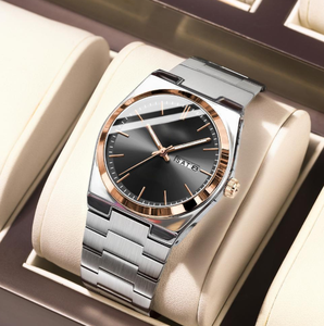 Reloj de Cuarzo Luminoso, Impermeable, Portátil, Ligero y Ajustable de Acero Inoxidable para Hombre, Nuevo y en Oferta - Product Image 4