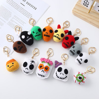 Porte-clés en crochet sur le thème d'Halloween, porte-clés en crochet faits à la main, amigurumi, crochet, tricot, porte-clés fantôme, crâne, accessoires d'Halloween