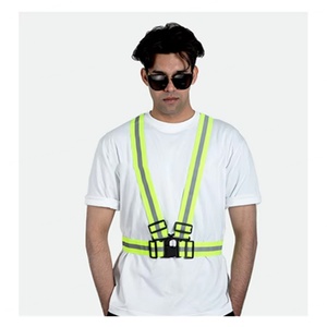 Chaleco de Seguridad Ligero AmpsafeX Verde Fluorescente ANSI Clase 2, Impermeable, Cinta Reflectante de 5cm, LED Intermitente, Elástico Ajustable - Product Image 5