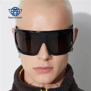 Teenyoun大框面具太阳镜，科技感，朋克太阳镜适合男女2024批发
