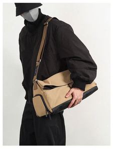 Sac de sport de grande capacité avec logo personnalisé, imperméable, avec compartiment pour chaussures, tendance, sac de voyage de loisirs pour femmes et hommes - Product Image 6