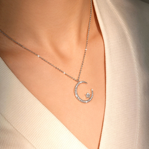 Collier pendentif pour femme, motif lune et étoile, plaqué or 14 carats, moissanite 1,8 mm, 1,6 mm et 1,3 mm, pour mariage et fiançailles - Product Image 4