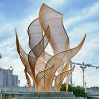 Sculpture d'arbre en acier corten poli avec bandes LED, forme personnalisée, grande décoration extérieure