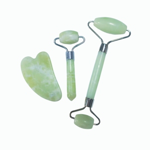 Wholesale 3-Piece Green Jiacui Jade <b>Massage</b> Kit, Heart Gua Sha Board, Double Head Roller & Portable Mini Roller with Silver - Product Image 5