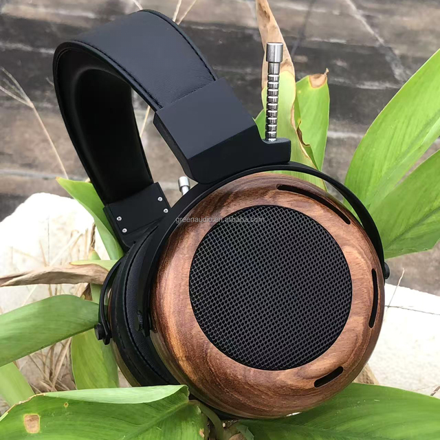 GAE-880B Pro Noise Reduction Closed-back Over-ear Headphones with Wooden Earcups Suitable for Stage Recording Studio Adjustable