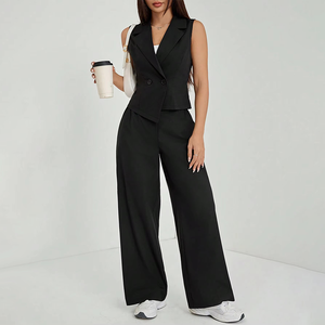 Completo Estivo da Donna in Due Pezzi: Blazer Senza Maniche e Pantaloni a Gamba Larga, Elegante e Ecologico per l'Ufficio - Product Image 6