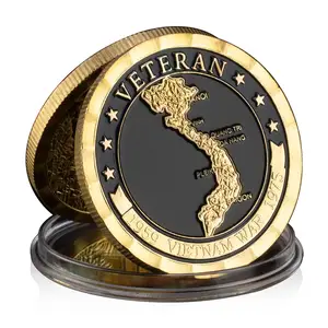 عملة من Crying Eagles مكونة من قطع معدنية مطلية بالذهب بتصميم يشبه سلاح البحرية الأمريكي تستخدم كهدية تذكارية لمحارب حرب فيتنام