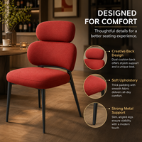 Chaise de salle à manger rouge audacieuse avec dossier à double coussin et pieds en métal - Siège ergonomique et confortable pour la maison, le restaurant, l'hôtel