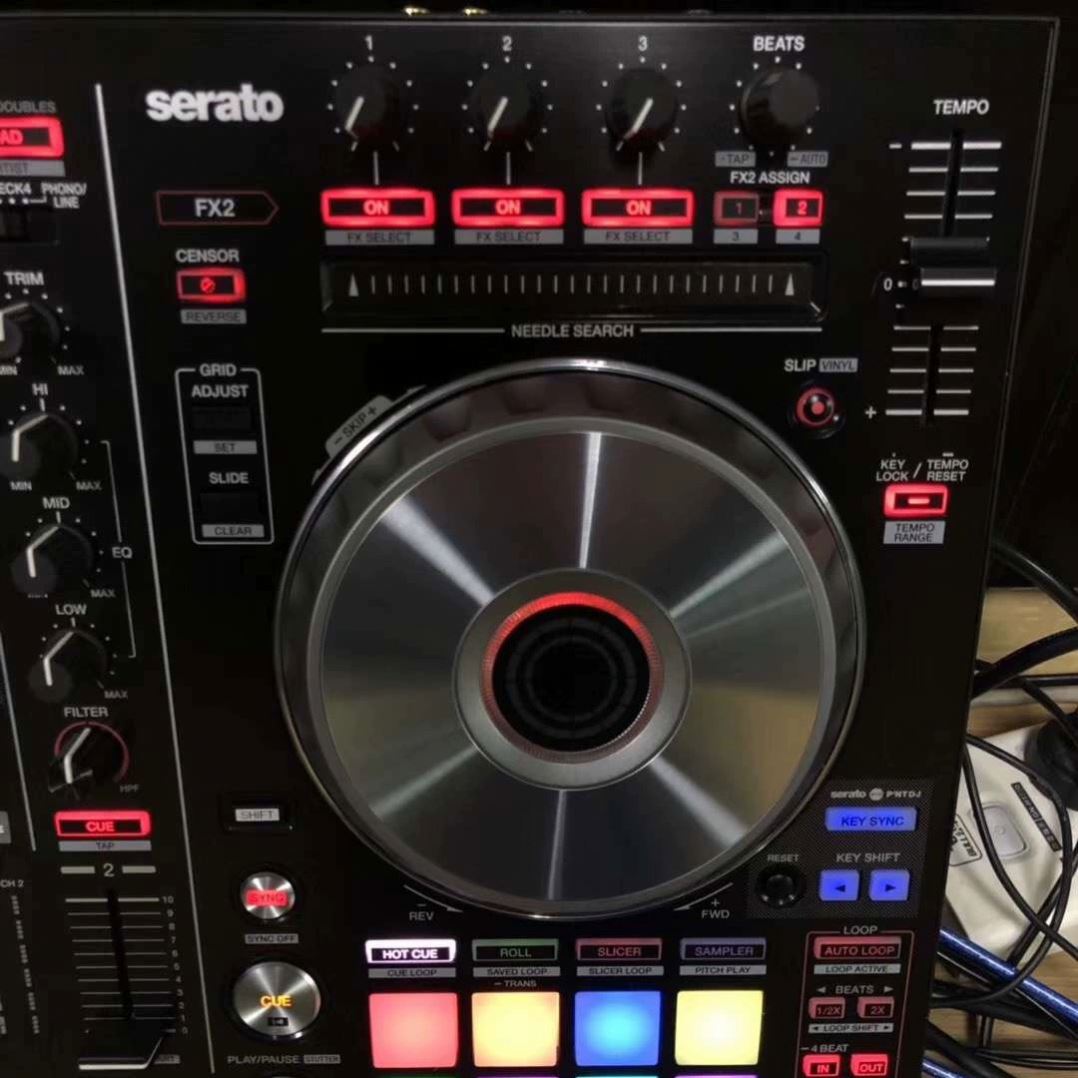 dj controller used